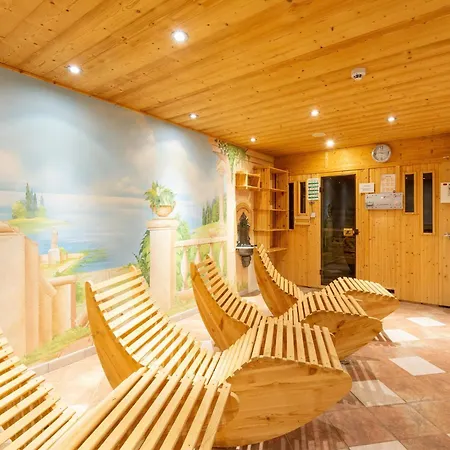아파트 Spacious With Solarium *